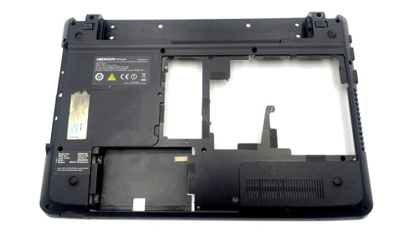Нижняя часть корпуса к ноутбуку Medion Akoya E6222 13N0-XVA0D01 E173569 Б/У