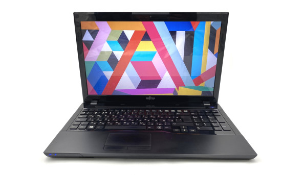Ноутбук Fujitsu Lifebook AH552 Intel Core I5-3210M 8 GB RAM 128 GB SSD 500 GB HDD [15.6"] - Б/У