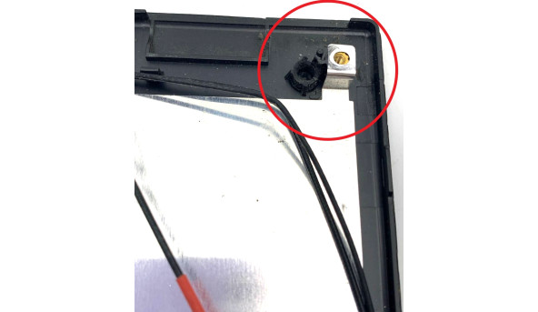 Крышка матрицы корпуса к ноутбуку Lenovo ThinkPad SL500 13GNJE1AP221 43Y9685 Б/У