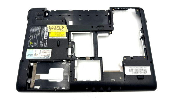 Нижняя часть корпуса к ноутбуку Medion P6618  60.4AF04.003 Б/У