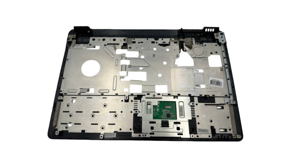 Средняя часть корпуса к ноутбуку Medion P6618 MD 97620 P6612 P6613 0.4AF29.002 Б/У