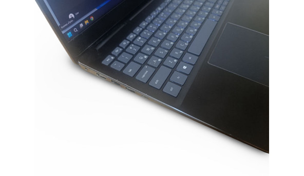 Ігровий ноутбук Dell Vostro 7590 Core I7-9750H 16 RAM 512 SSD GeForce GTX 1050 [IPS 15.6" FullHD] - Б/В