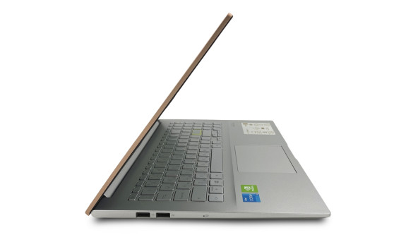 Ігровий ноутбук Asus VivoBook 15 K513E Core I3-1125G4 8 RAM 512 SSD GeForce MX330 [OLED 15.6" FullHD] - Б/В