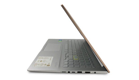 Ігровий ноутбук Asus VivoBook 15 K513E Core I3-1125G4 8 RAM 512 SSD GeForce MX330 [OLED 15.6" FullHD] - Б/В