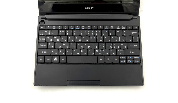 Нетбук Acer Aspire One 522 AMD C-50 4 GB RAM 250 GB HDD [10.1"] - Б/В