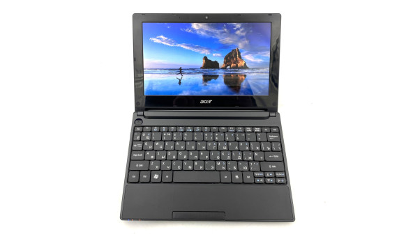 Нетбук Acer Aspire One 522 AMD C-50 4 GB RAM 250 GB HDD [10.1"] - Б/У