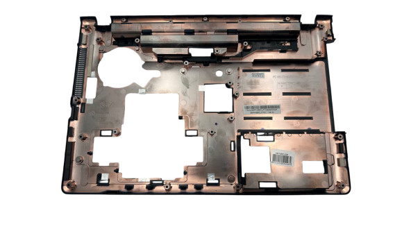 Нижня частина корпусу до ноутбука Fujitsu LifeBook A555 CP682741-01 36FH9BCJT10 Б/В