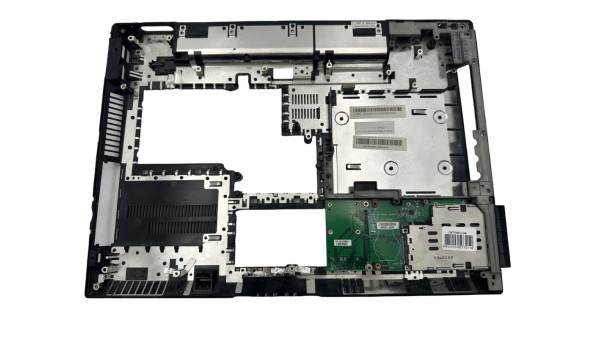 Нижняя часть корпуса к ноутбуку Lenovo Thinkpad SL500, 43Y9697 13N0-5FA0E010 Б/У
