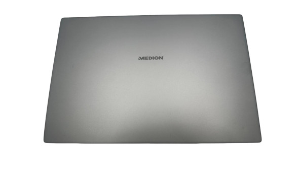 Крышка корпуса матрицы для ноутбука MEDION AKOYA E17201 S17402 P1760 13N1-8DA04010 Б/У