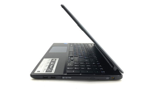 Ігровий ноутбук Acer E5-571G Intel Core I3-4005U 8 RAM 120 SSD 500 HDD NVIDIA GeForce 820M [15.6"] - Б/В
