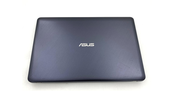 Ноутбук Asus R540Y AMD A8-7410 8 GB RAM 120 GB SSD [15.6"] - Б/В