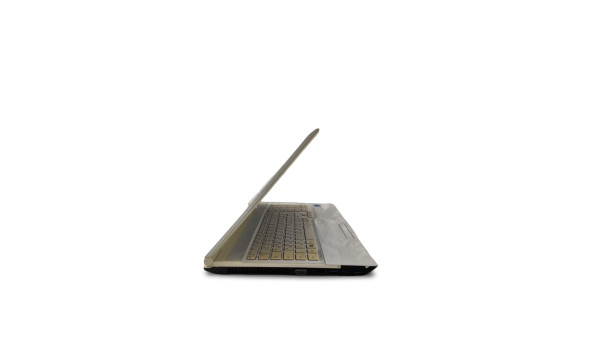 Ноутбук Fujitsu Lifebook AH532 Intel Core I3-2328M 8 GB RAM 120 GB SSD [15.6"] - Б/В