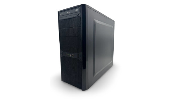 Игровой системный блок Intel Core i7-4770K 32GB RAM 128GB SSD + 1000GB HDD + AMD Radeon R7 250 - Б/У