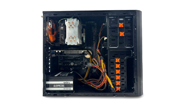Игровой системный блок Intel Core i7-4770K 32GB RAM 128GB SSD + 1000GB HDD + AMD Radeon R7 250 - Б/У
