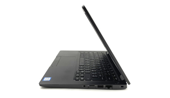Ноутбук Dell Latitude 5300 Intel Core I5-8365u 8 GB RAM 256 GB SSD [IPS 13.3" FullHD] - Б/В