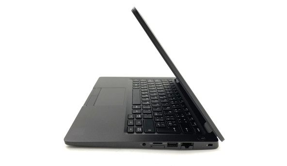 Ноутбук Dell Latitude 5300 Intel Core I5-8365U 8 GB RAM 256 GB SSD [IPS 13.3" FullHD] - Б/В