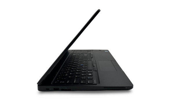 Ноутбук Dell Latitude 5580 Intel Core i5-7440HQ 8 RAM DDR4 128 SSD [IPS 15.6 FullHD] - Б/В