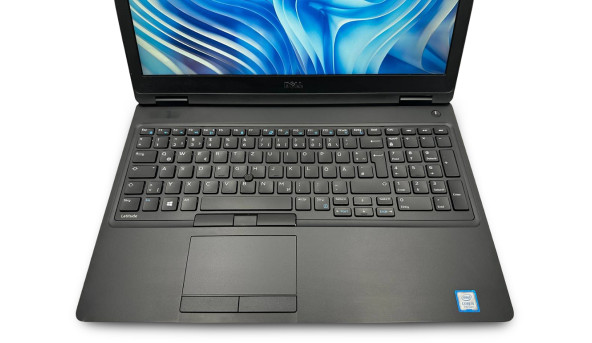 Ноутбук Dell Latitude 5590 Intel Core I5-8250U 8 GB RAM 128 GB SSD [15.6" IPS FuulHD ] - Б/В