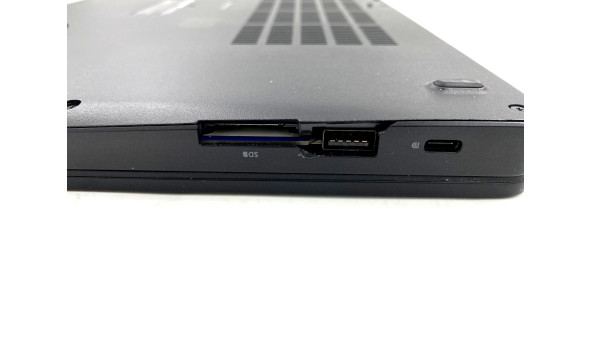 Ноутбук Dell Latitude 5590 Intel Core I5-8250U 8 GB RAM 256 GB SSD [IPS 15.6" FullHD] - Б/В