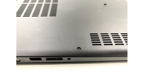 Ноутбук Dell Latitude 5590 Intel Core I5-8250U 8 GB RAM 256 GB SSD [IPS 15.6" FullHD] - Б/В