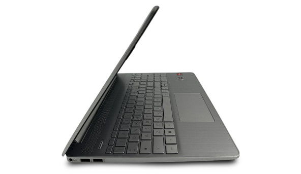Ноутбук HP 15s-eq AMD Ryzen 3 5300U 8 GB RAM DDR4 256 GB SSD NVMe [15.6" FullHD] - Б/В
