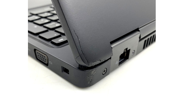 Ноутбук Dell Latitude 5590 Intel Core i5-8250U 8 GB RAM 128 GB SSD [15.6" FullHD] - Б/В