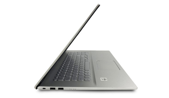 Ноутбук Asus Vivobook 17 X712JA Intel Core I5-1035G1 8 GB RAM 256 GB SSD [IPS 17.3" FullHD] - Б/У