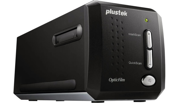 Сканер Plustek OpticFilm 8300i SE (7200dpi 48bit LED швидк. 20 сек. плівк.слайд-сканер чорний)