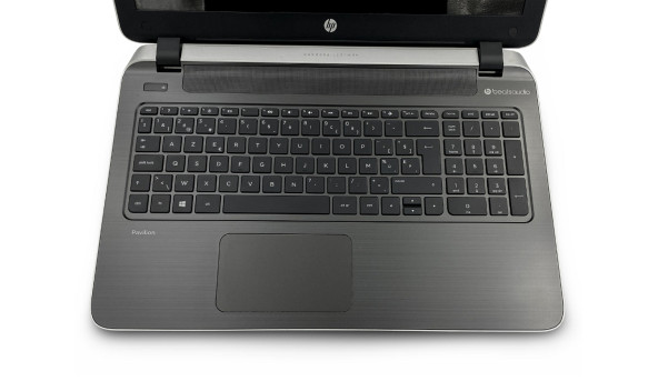 Ноутбук HP Pavilion 15-p AMD A4-6210 8 GB RAM 120 GB SSD [15.6"] - Б/У