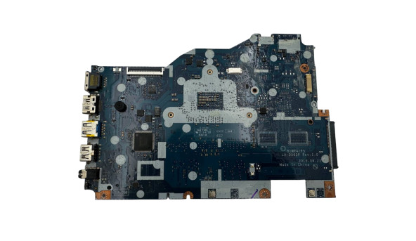 Материнська плата до ноутбука Lenovo IdeaPad 110-15ISK BIWP4/P5 LA-D562P i3-6006U SR2UW Б/В