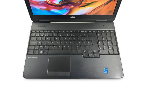 Ноутбук Dell Latitude E5540 Intel Core i5-4300U 8 GB RAM 128 GB SSD + 1000 GB HDD [15.6"FullHD] - Б/В