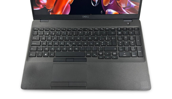 Ноутбук Dell Latitude 5500 Intel Core i5-8365U 4GB RAM DDR4 128GB SSD M.2 NVMe [ IPS 15.6" FullHD] - Б/В
