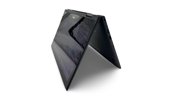 Cенсорний ноутбук Dell latitude 3390 Intel Core i5-8250U 8GB RAM DDR4 240GB SSD [IPS 15.6" FHD] - Б/В
