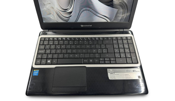 Ноутбук ACER PACKARD BELL V5WT2 Intel Celeron 2957U 8GB RAM 120GB SSD + 640GB HDD (15.6")- Б/В