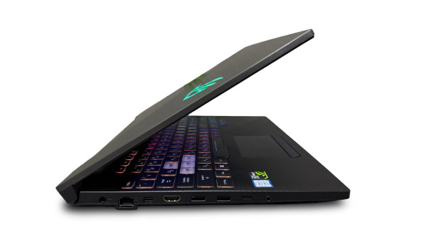 Ігровий ноутбук Asus Rog Strix GL504GS Intel Core i7-8750H 32GB DDR4 RAM 512GB SSD GeForce 1070 (15.6" 1920x1080 FHD IPS )- Б/В