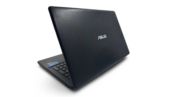Ноутбук Asus F551M Intel Celeron N2830 8GB RAM 120GB SSD [15.6" ] - Б/В