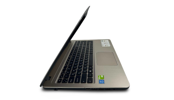 Ігровий ноутбук Asus X540M Intel Pentium Silver N5000 4GB RAM 120GB SSD GeForce MX110 [15.6 ] - Б/В