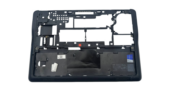 Нижняя часть корпуса к ноутбуку  Dell Latitude E7240 AM0VM000101 Б/У