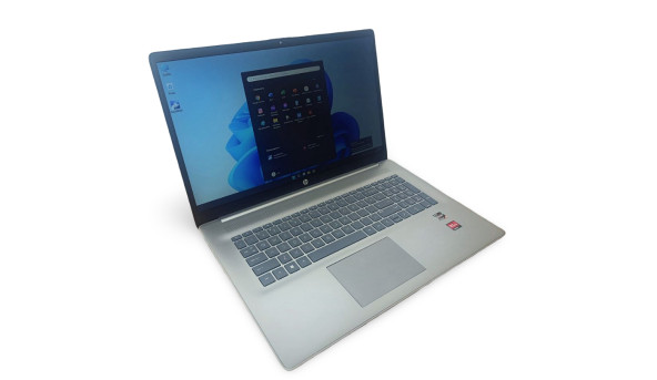 Ноутбук HP AMD Ryzen 3 7320U 8GB RAM DDR5 256GB SSD [17.3" HD+] - Б/В