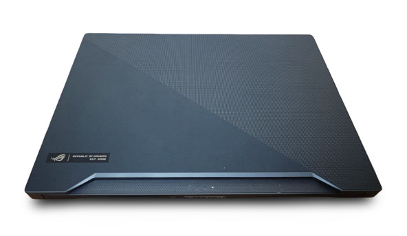 Игровой ноутбук Asus Rog Intel Core i7-10750H 24GB RAM DDR4 1000GB SSD RTX 2070 Max-Q [15,6" FHD IPS 240GHz ] - Б/У