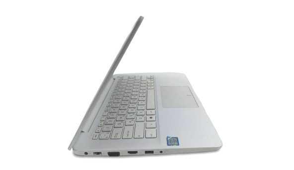 Ноутбук Asus x302 Intel Core i3-6006U 8 GB RAM 120 GB SSD [13.3"] - Б/У