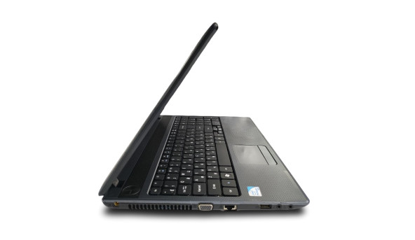 Ноутбук Acer 5733 Intel Pentium P6200 6 GB RAM 500 GB HDD [15.6"] - Б/У