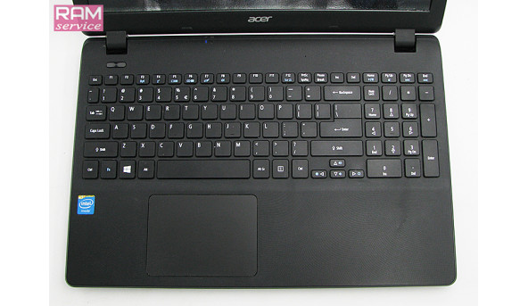 Eлегантний ноутбук Acer Aspire E 15 ES1-512-C88M, 15,6'', Intel Celeron N2840, 4 Gb, 500 Gb, Intel HD Graphics, Windows 10, Б/В