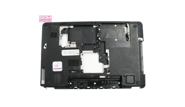 Нижня частина корпуса, для ноутбука, HP Pavilion DV7-4131SA, 17.3", ZYE3ELX9TP, Б/В,  Є подряпини та потертості  Є пошкодження (фото)