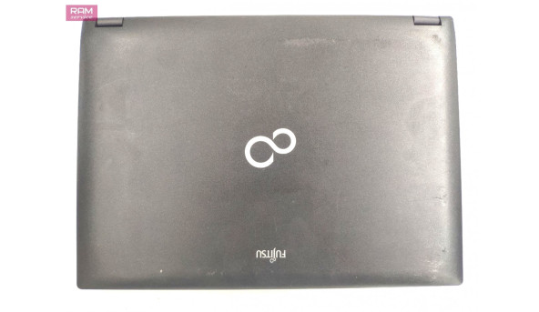 Компактний ноутбук Fujitsu LifeBook S760, 13.3", Core I5-520M (2х2.6 GHz), 4 GB RAM, 250 GB HDD, Б/В