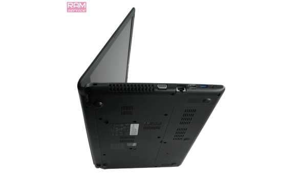 Мультимедійний ноутбук Acer Aspire E1-530, 15.6", Pentium 2117U, 4 GB, 500 GB, Intel HD Graphics 2500, Windows 10, Б/В