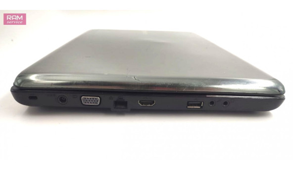Стильний ноутбук Samsung E452, 15.6", Core I3-370M (2x2.4 GHz), 4 GB RAM, 320 GB HDD, ATI Mobility Radeon HD 4500 (512 Mb), Б/В