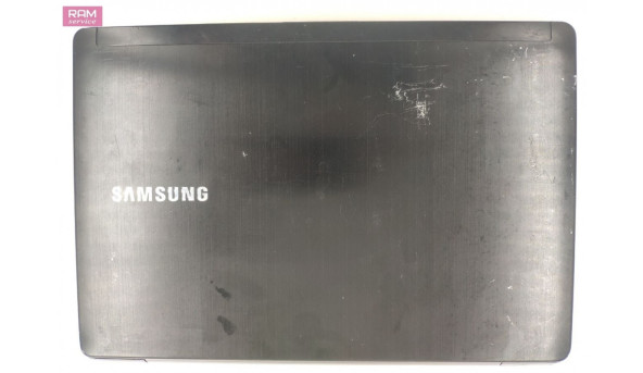 Стильний та мобільний ультрабук Samsung 530U, 14", Core I5-3337U (2x2.5 GHz), 4 GB RAM, 24 GB SSD + 320 GB HDD, AMD Radeon HD 8600/8700M (1 GB), Б/В