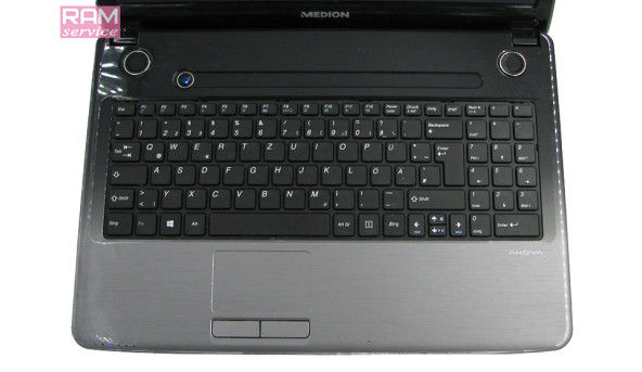 Надійний ноутбук Medion E6234, 15.6", Pentium B960, 4 GB, 320 GB, Intel HD Graphics 2000, Windows 10, Б/В