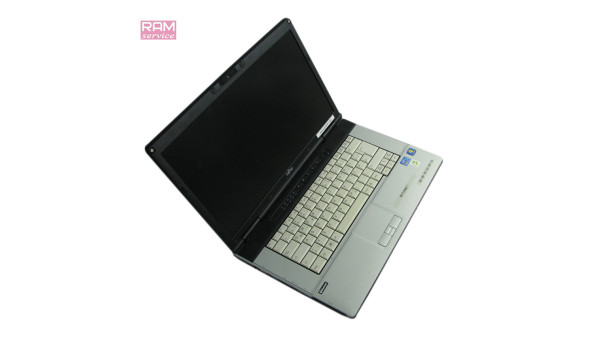 Надійний ноутбук Fujitsu Lifebook E752, 15.6", Intel Core i5-2520M, 4 GB, 320 GB, Intel HD Graphics 3000, Windows 7, Б/В